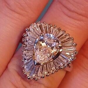 Vintage AVON Elizabeth Taylor Midnight Ring